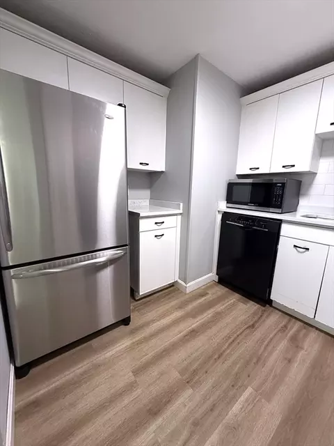 Kitchen - 49 Lantern Ln #7, Dracut, MA 01826 photo 2 of 3