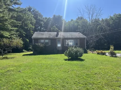 23 Myricks St, Lakeville, MA 02347
