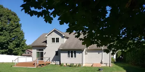 Exterior - 1 Autumn Dr, Easthampton, MA 01027 photo 3 of 8