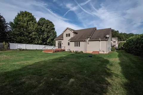 Exterior - 1 Autumn Dr, Easthampton, MA 01027 photo 4 of 8
