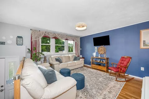 Living - 103 Westwind Rd, Lowell, MA 01852 photo 1 of 4
