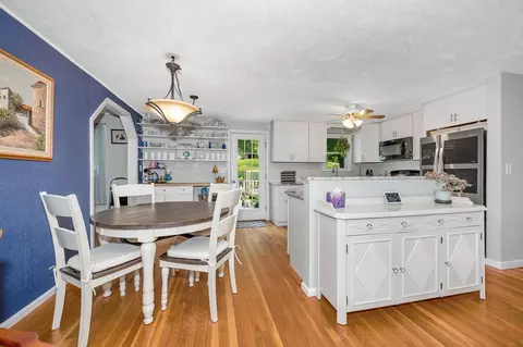 Dining - 103 Westwind Rd, Lowell, MA 01852 photo 1 of 2