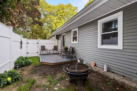25 Lakeview Dr, Wareham, MA 02538 photo 30