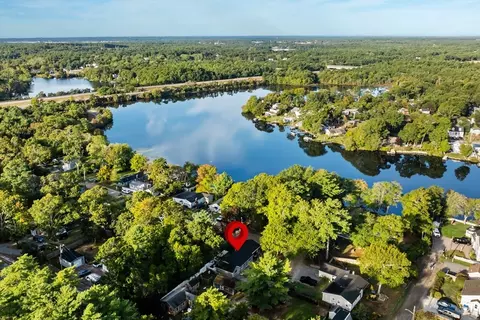25 Lakeview Dr, Wareham, MA 02538 photo 5