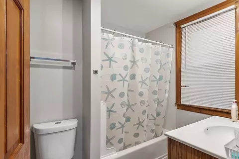 12 Windsor St, Worcester, MA 01605 photo 39