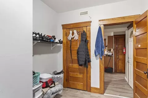 12 Windsor St, Worcester, MA 01605 photo 22