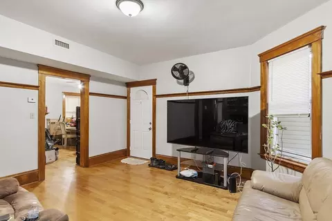 12 Windsor St, Worcester, MA 01605 photo 20
