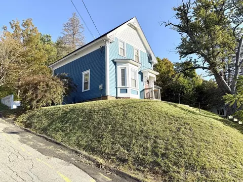 592 Westminster Hill Rd, Fitchburg, MA 01420