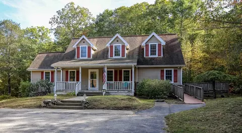 38 Gaudet Rd, Hardwick, MA 01037