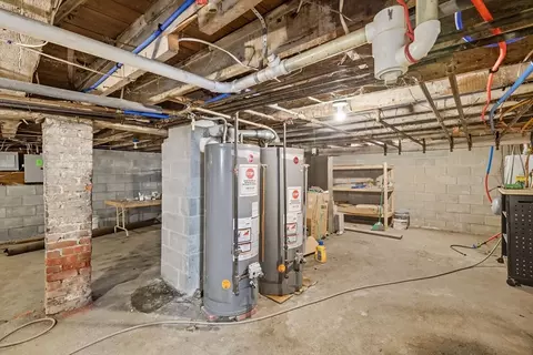 383 Alden St, Fall River, MA 02723 photo 33