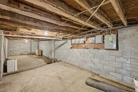 383 Alden St, Fall River, MA 02723 photo 34