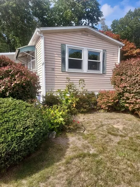 13 Northway, Taunton, MA 02780