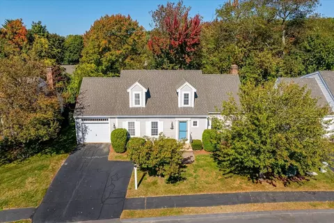 27 Intervale Farm Ln #27, Northborough, MA 01532