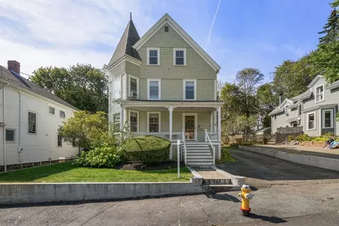 66 Jersey St, Marblehead, MA 01945