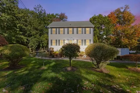 79 Groveland St, Abington, MA 02351