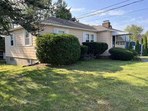 25 Harriet Ave, Shrewsbury, MA 01545