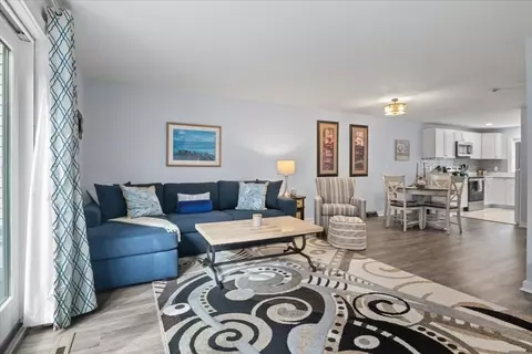Living - 38 Shellback Way #38, Mashpee, MA 02649 photo 2 of 4