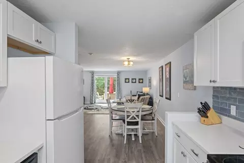 Kitchen - 38 Shellback Way #38, Mashpee, MA 02649 photo 4 of 4