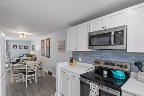 Kitchen - 38 Shellback Way #38, Mashpee, MA 02649 photo 1 of 4