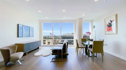 188 Brookline Ave #22E, Boston, MA 02215