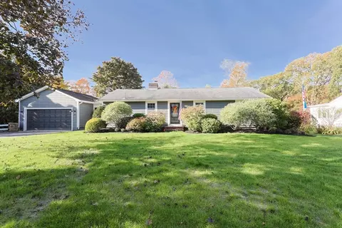 130 Dutcher St, Hopedale, MA 01747