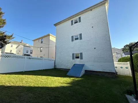 36 Palmer St, Fall River, MA 02724 photo 38