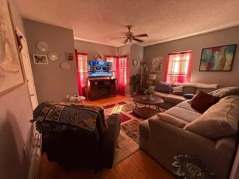 36 Palmer St, Fall River, MA 02724 photo 11