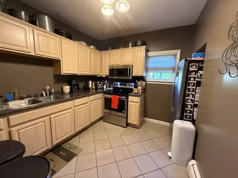 36 Palmer St, Fall River, MA 02724 photo 22