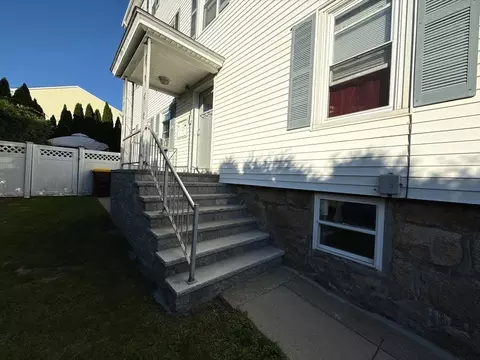 36 Palmer St, Fall River, MA 02724 photo 31
