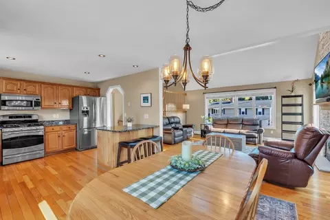 133 Derby St, Worcester, MA 01604 photo 9
