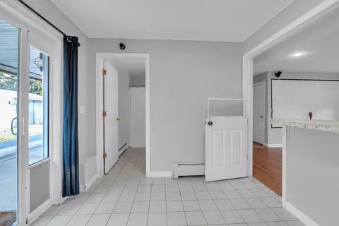 133 Derby St, Worcester, MA 01604 photo 31