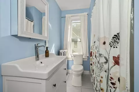 Bath - 196 Forest Park Ave, Springfield, MA 01108 photo 2 of 2