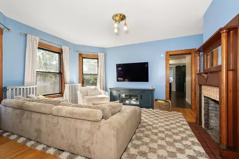 Living - 196 Forest Park Ave, Springfield, MA 01108 photo 2 of 4