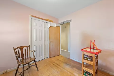Bedroom - 6 Hingham Rd, Worcester, MA 01606 photo 2 of 6