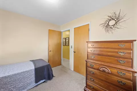 Bedroom - 6 Hingham Rd, Worcester, MA 01606 photo 4 of 6