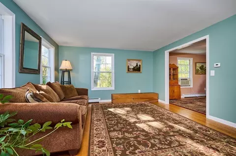 384 Spring St, Florence, MA 01062 photo 14