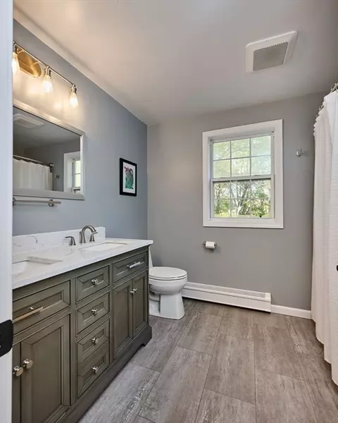384 Spring St, Florence, MA 01062 photo 21