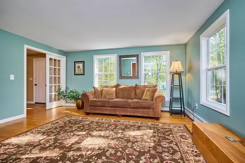 384 Spring St, Florence, MA 01062 photo 13