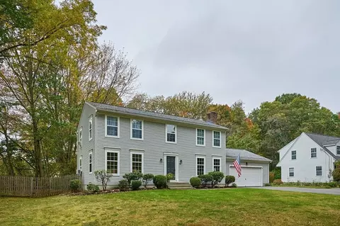 384 Spring St, Florence, MA 01062 photo 2