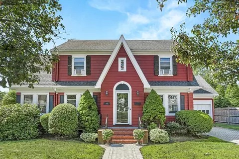 15 White Oak Rd, Boston, MA 02132