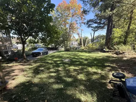 11 Margin St, Worcester, MA 01604 photo 8