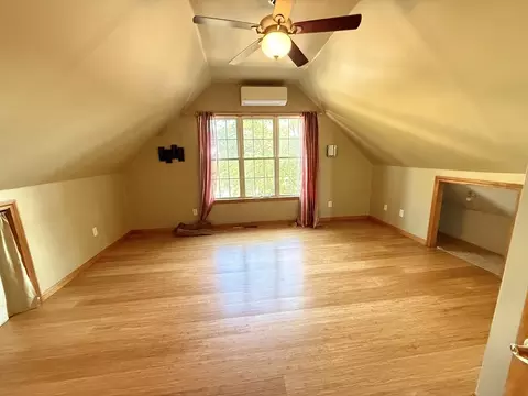 11 Margin St, Worcester, MA 01604 photo 25