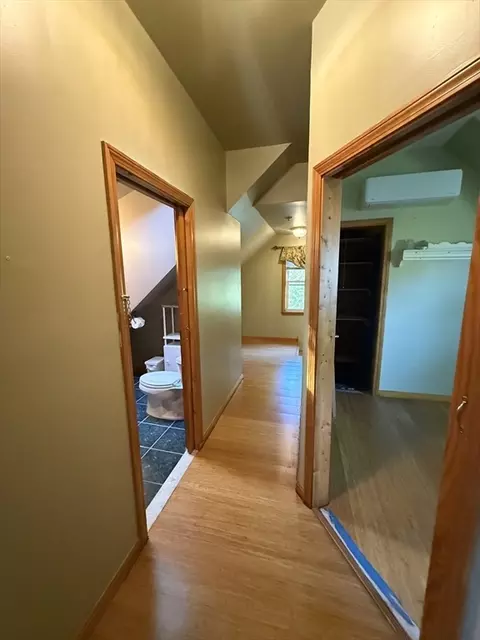 11 Margin St, Worcester, MA 01604 photo 24
