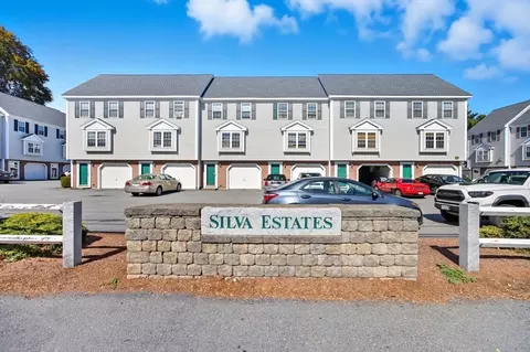 997 Middlesex St #2, Lowell, MA 01851