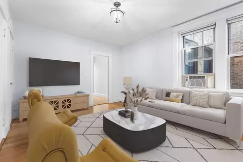 116 Riverway St #14, Boston, MA 02215