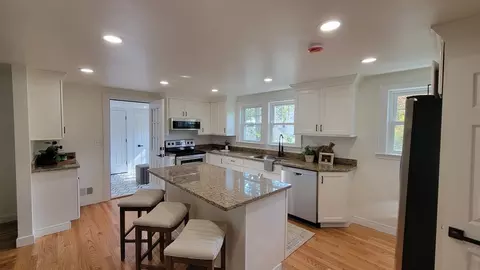 99 Paul St, Dedham, MA 02026 photo 5