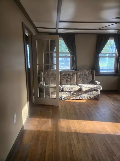 Living - 72 Maple St, Warren, MA 01083 photo 1 of 3