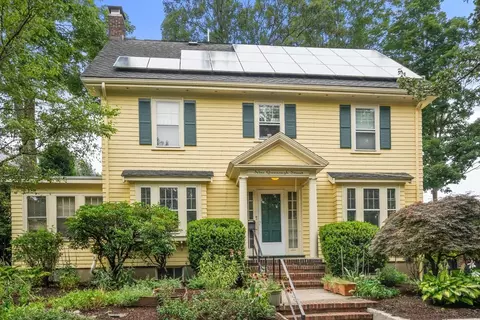 9 Greenough St, Brookline, MA 02445