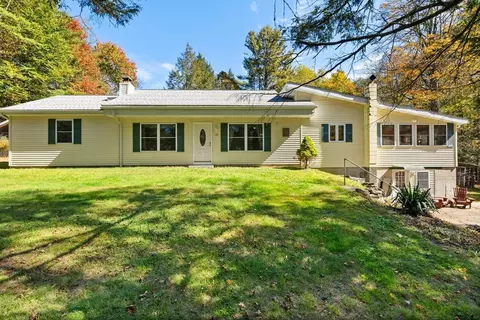 120 Fisk Rd, Montgomery, MA 01050