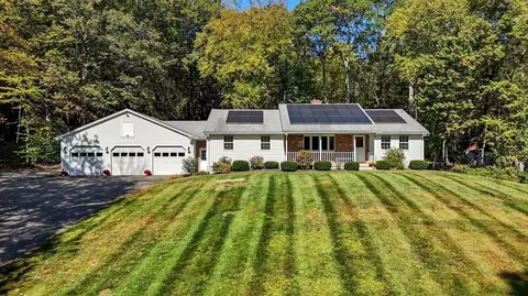 100 Fomer, Southampton, MA 01073